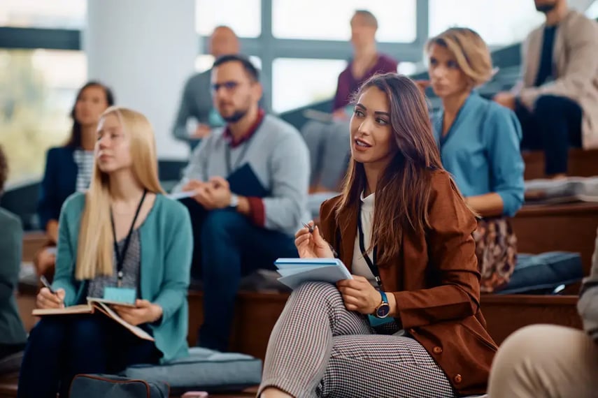 estudiantes-maestria-tendencias-globales-de-educacion